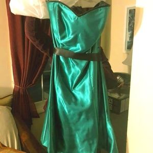 Jessica McClintock Dress Lot - Red & Green